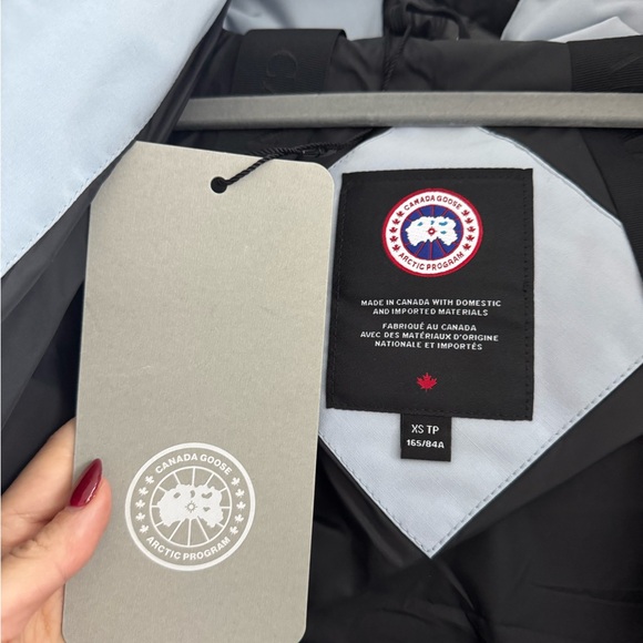 NWT canada goose chelsea parka - Picture 8 of 8